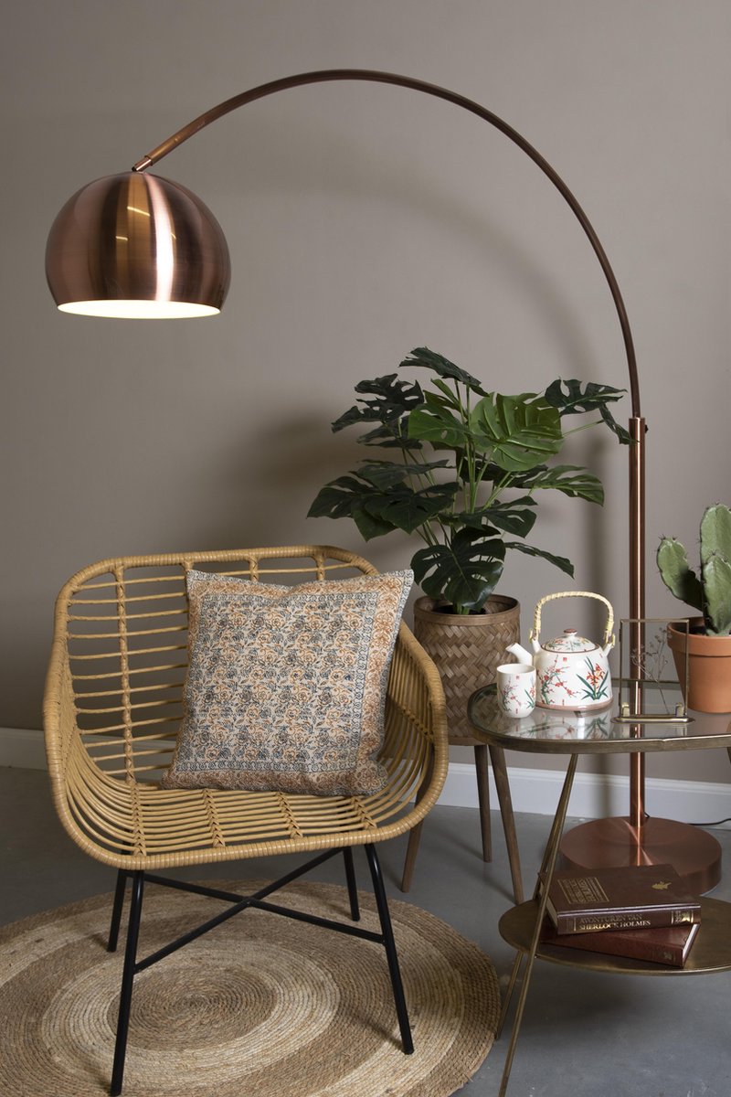 Clayre & Eef Bijzettafel - 61*37*70 cm - koperkleurig - ijzer - driehoekig - - 50472