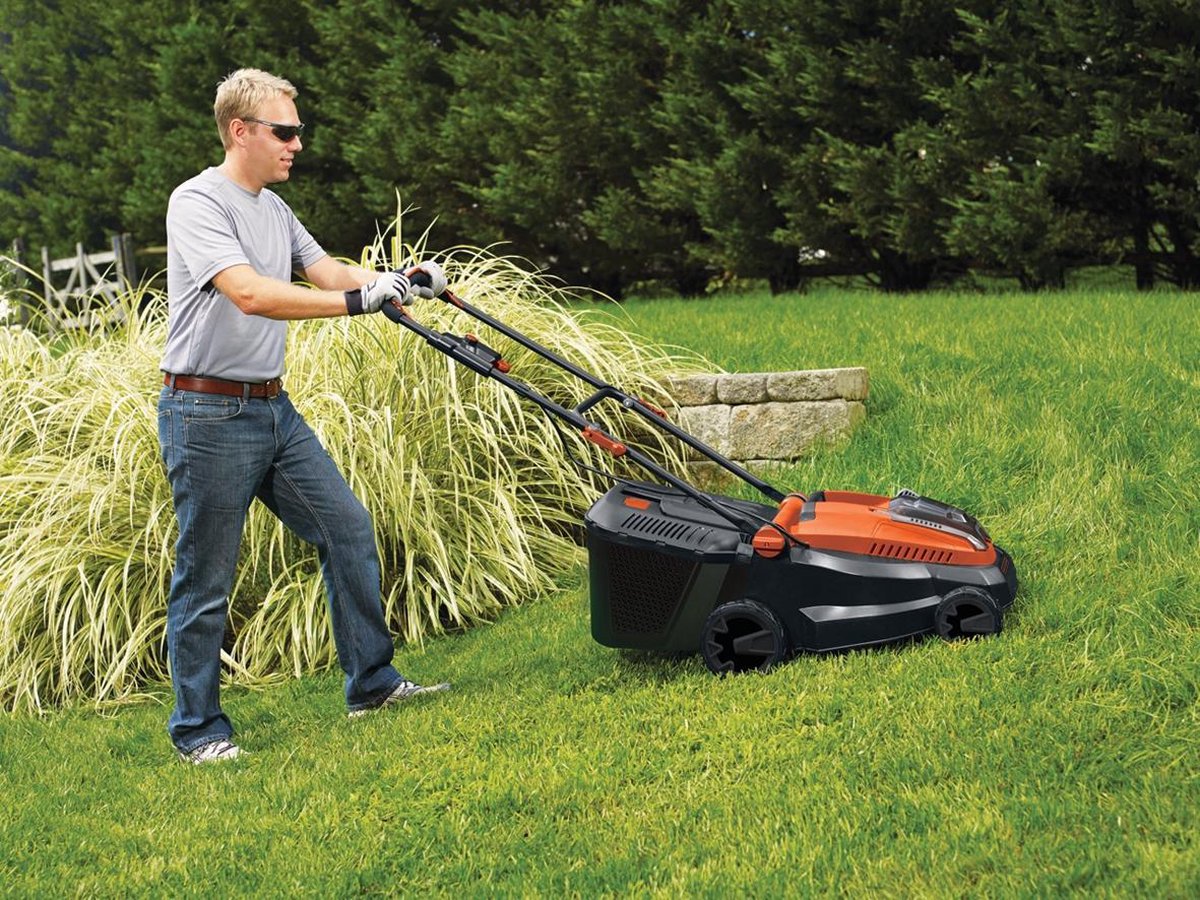BLACK+DECKER CLM3820L2 36V Lithium snoerloze 38cm grasmaaier (2 Accu&apos;s)