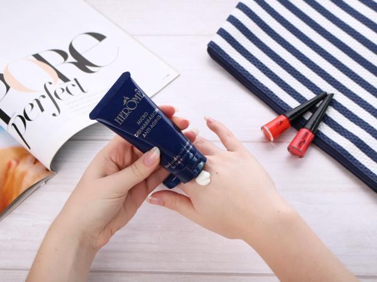Herome Micro Dermabrasion Anti Aging 50ml