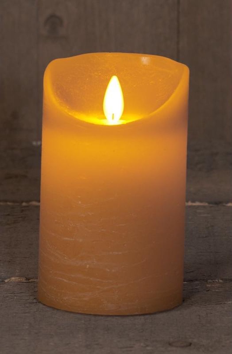 Anna's Collection 2x Oker gele LED kaarsen / stompkaarsen 12,5 cm - Luxe kaarsen op batterijen met bewegende vlam - Geel