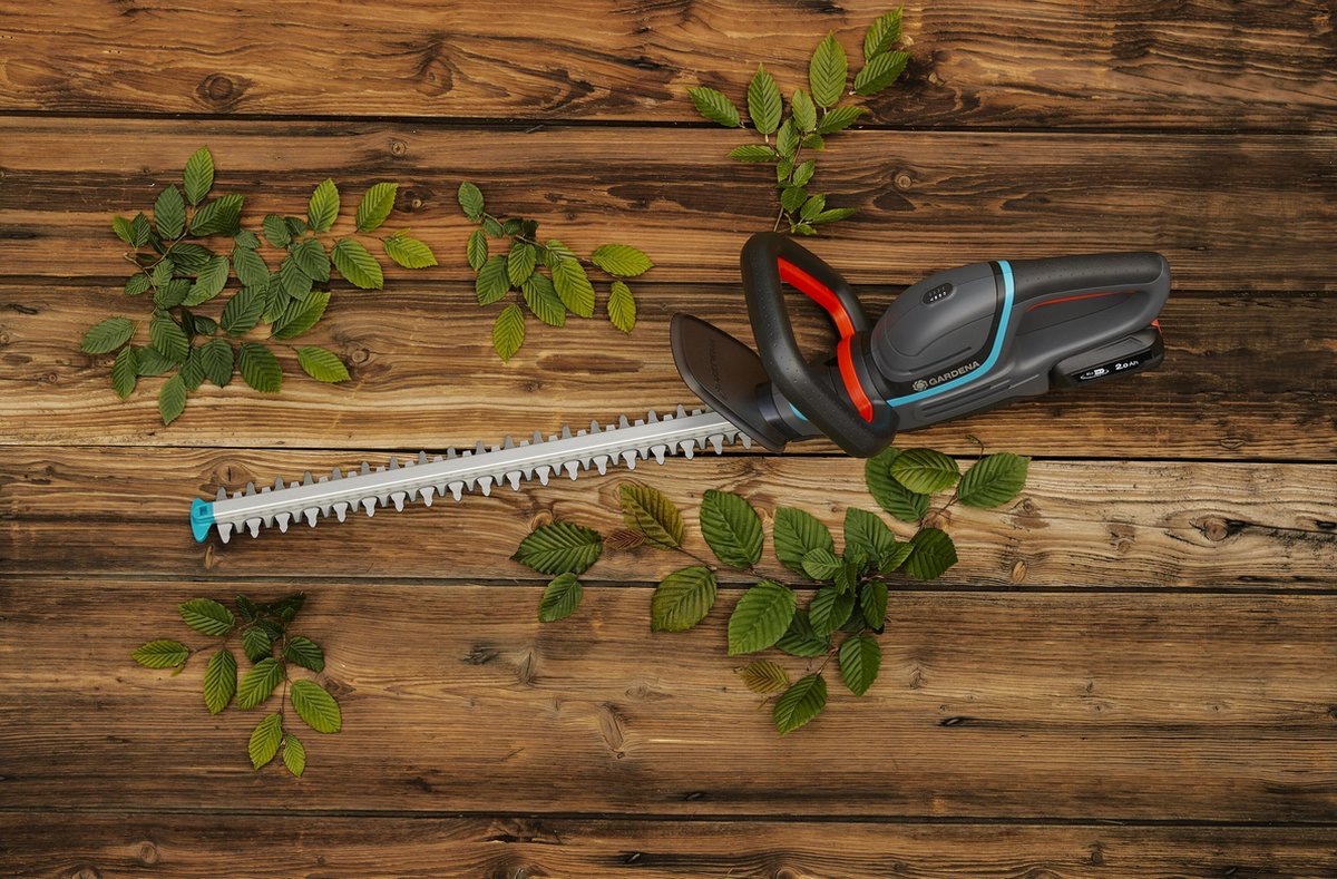 GARDENA ComfortCut 50/18V P4A Set