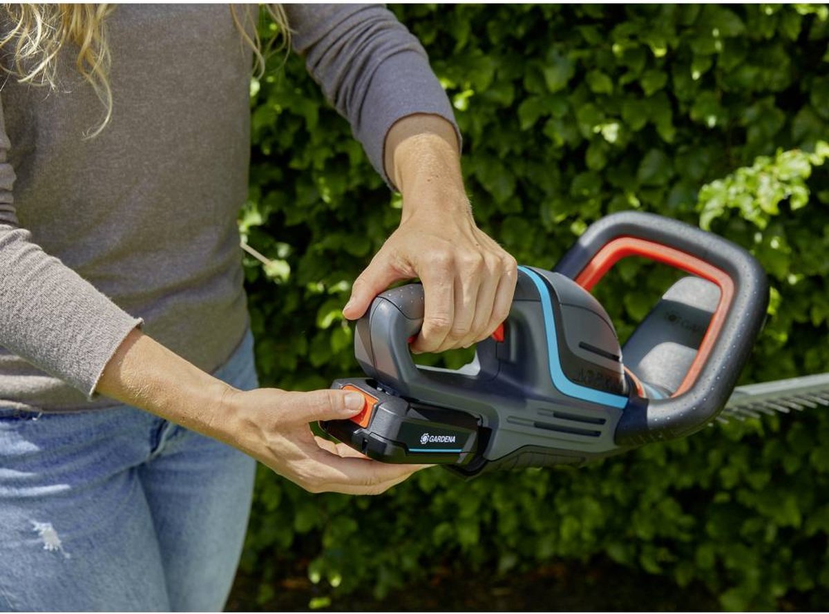 GARDENA ComfCut 50/18V P4A Solo (zonder accu)