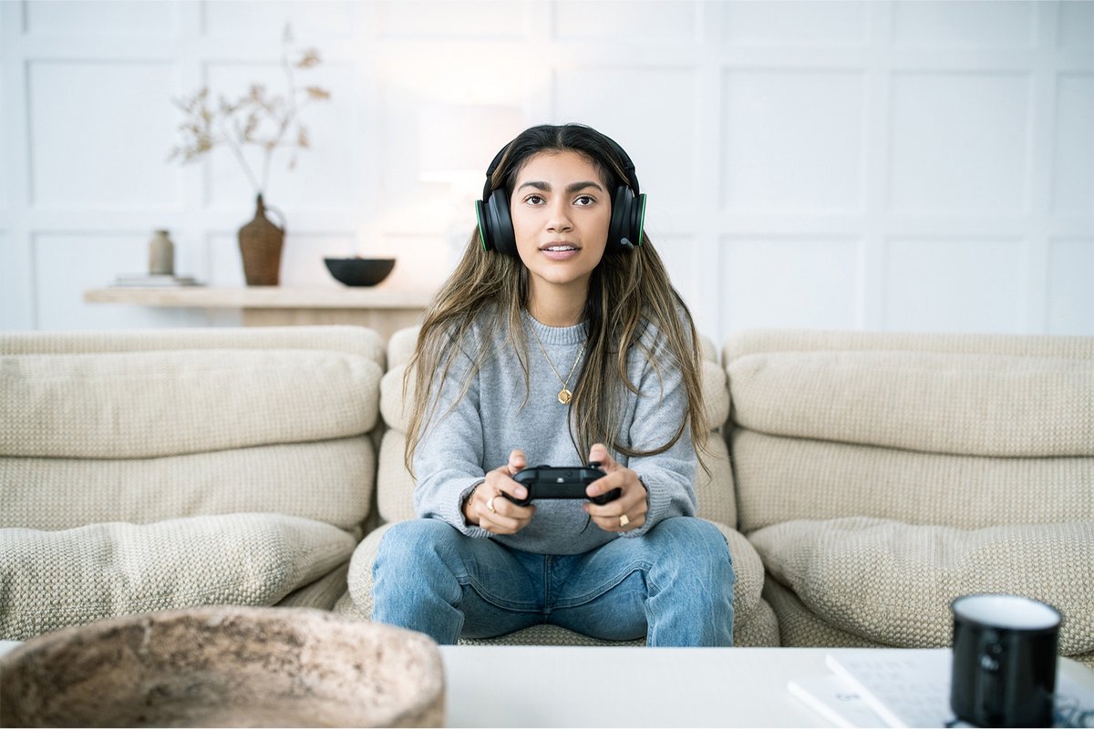 Back-to-School Sales2 Xbox Wireless Headset