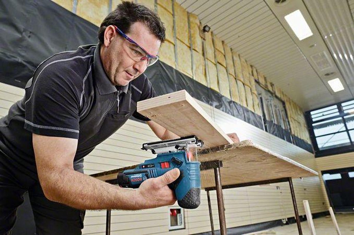 Bosch GST 12V-70 (zonder accu)