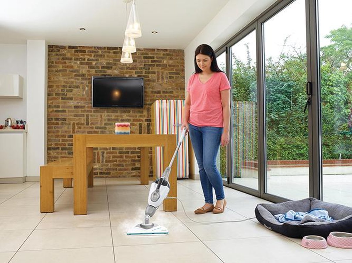 BLACK+DECKER 1600W Steam-mop 15 accessoires