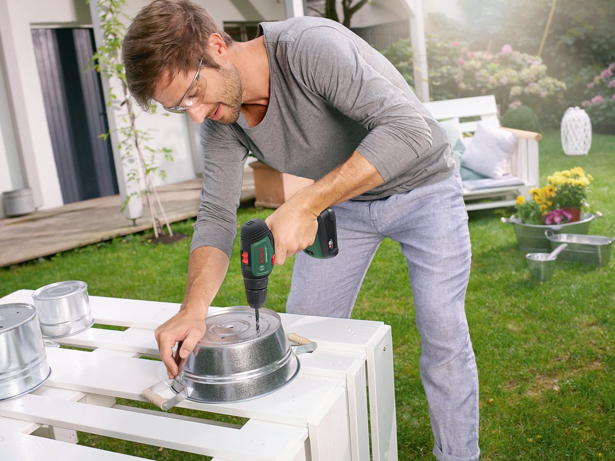 Bosch UniversalDrill 18 (zonder accu)