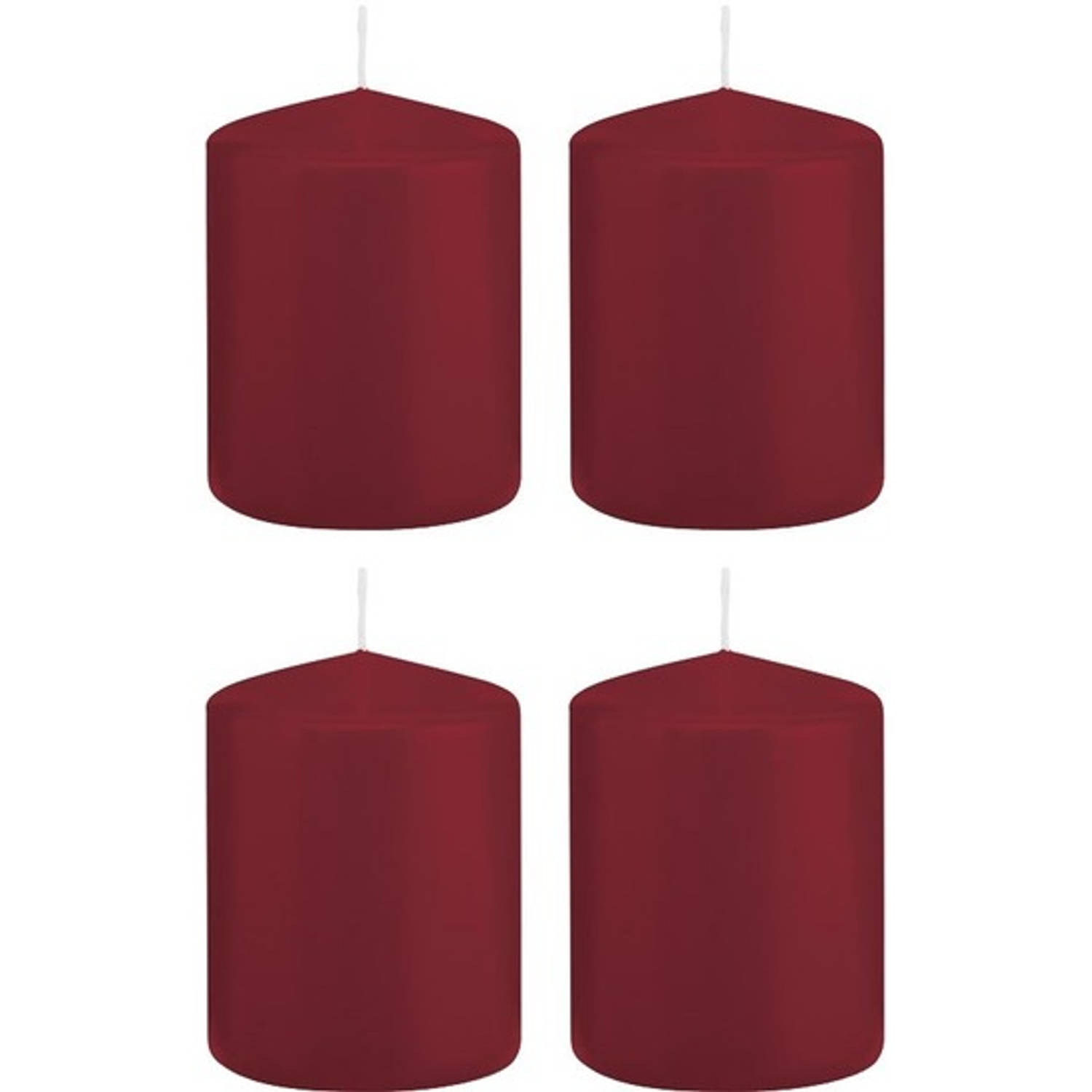 Trend Candles 4x Bordeauxrode Cilinderkaarsen/stompkaarsen 6 X 8 Cm 29 Branduren - Geurloze Kaarsen - Woondecoraties - Rood