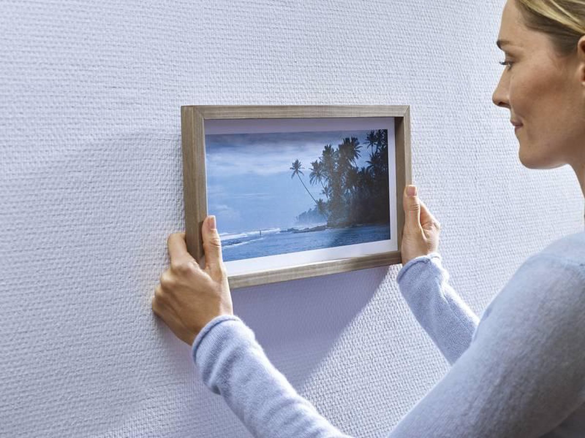 Tesa Klevende Spijker Voor Behang En Pleister. - Wit