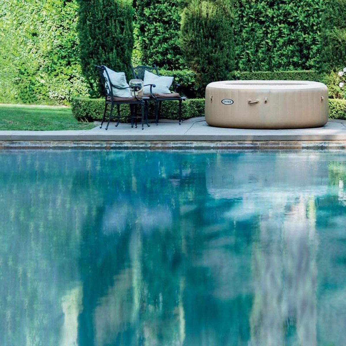 Intex Opblaasbare Jacuzzi Purespa 6-persoons 216 Cm Pvc - Beige