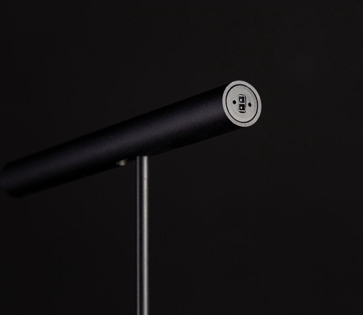 Lamponline Vloerlamp Harper H 140 Cm Sensor Dimmer - Zwart