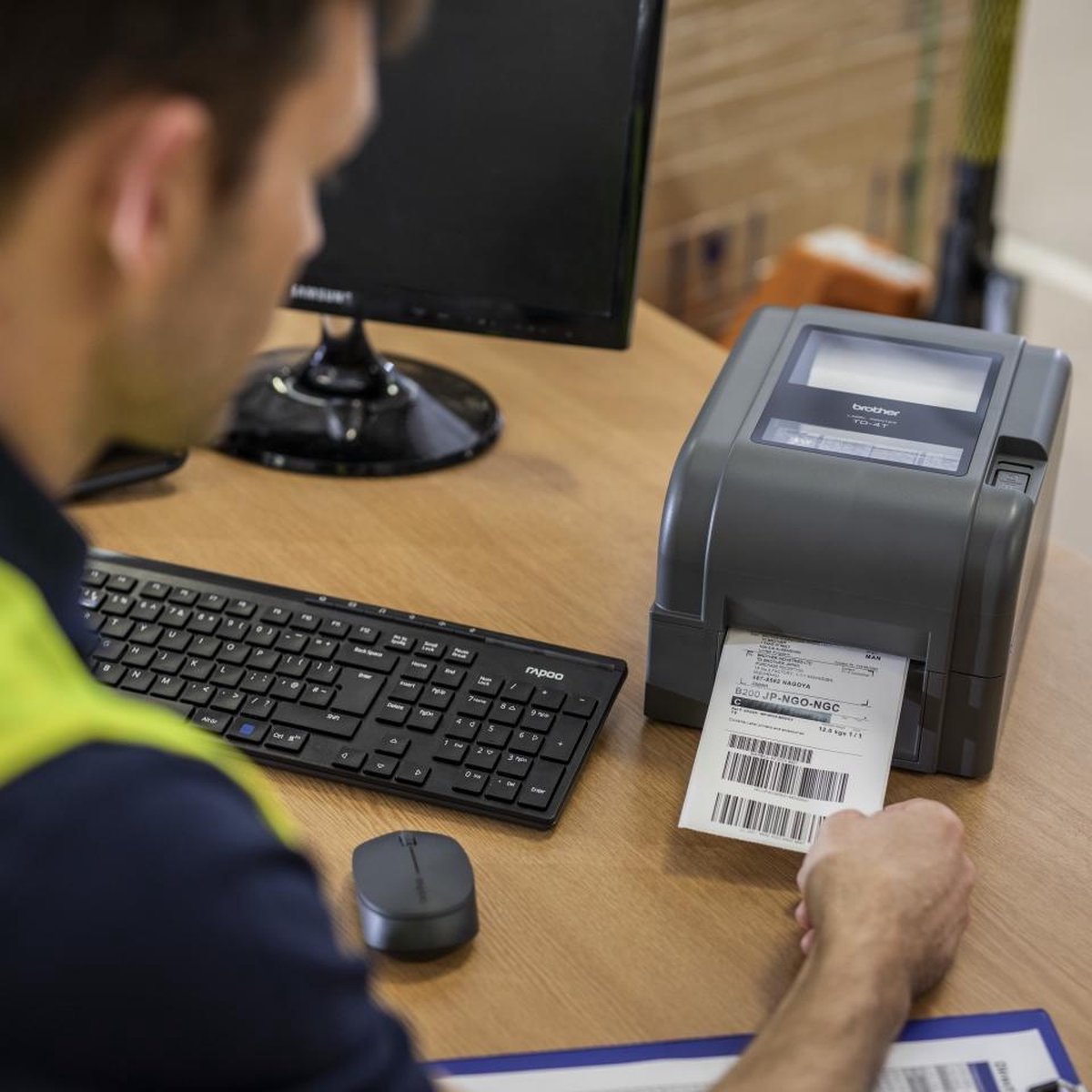 Brother TD-4420TN labelprinter Direct thermisch/Thermische overdracht 203 x 203 DPI Bedraad