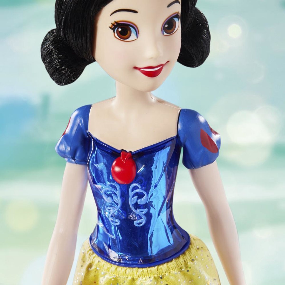 - Royal Shimmer Pop Snow White