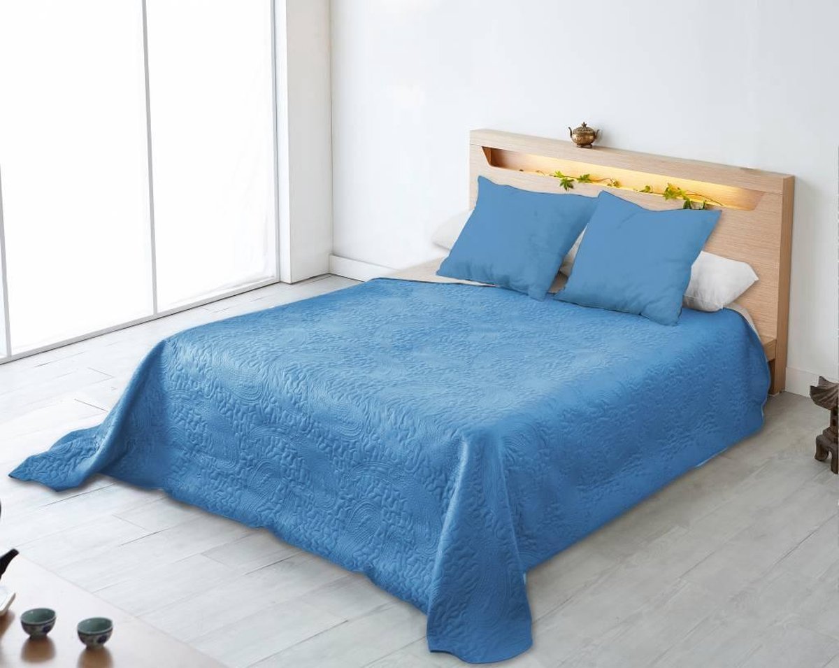 Nightsrest Bedsprei Alicia Lichtblauw-donkerblauw Maat: 260x270cm