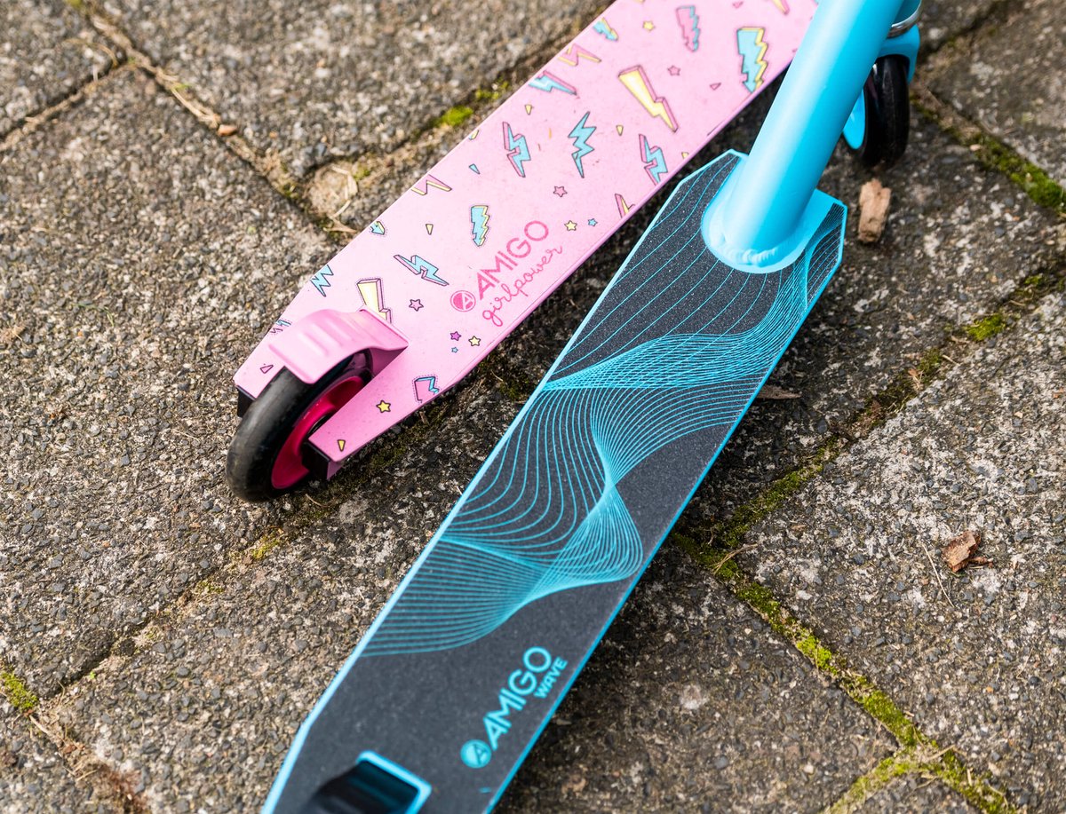 Amigo Stuntstep Wave Stuntstep Junior Voetrem Zilver/zwart