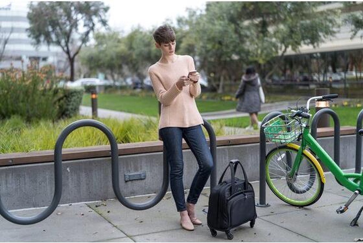 Kensington Laptoptas Met Draaiwieltjes Executive Contour 2.0 - Zwart