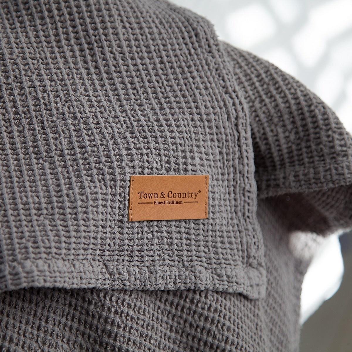 Town & Country Bedsprei Dexter Dobby Taupe 1 Persoons Bedsprei 180 X 260 Cm