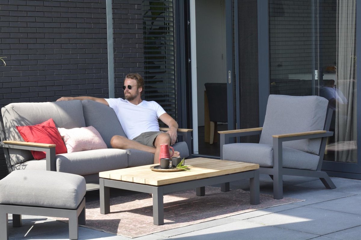 Outdoor Capitol Lounge Tuinstoel - Donker - Grijs