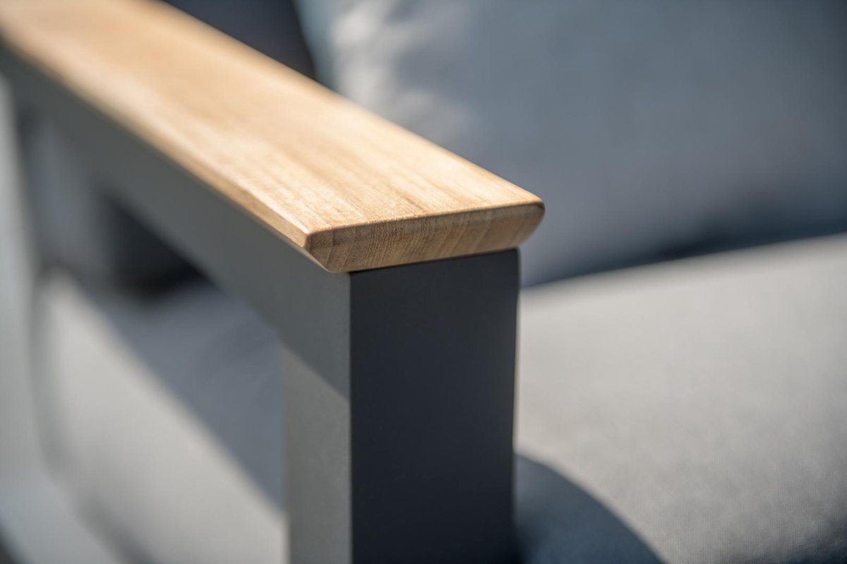 Outdoor Capitol Lounge Tuinstoel - Donker - Grijs