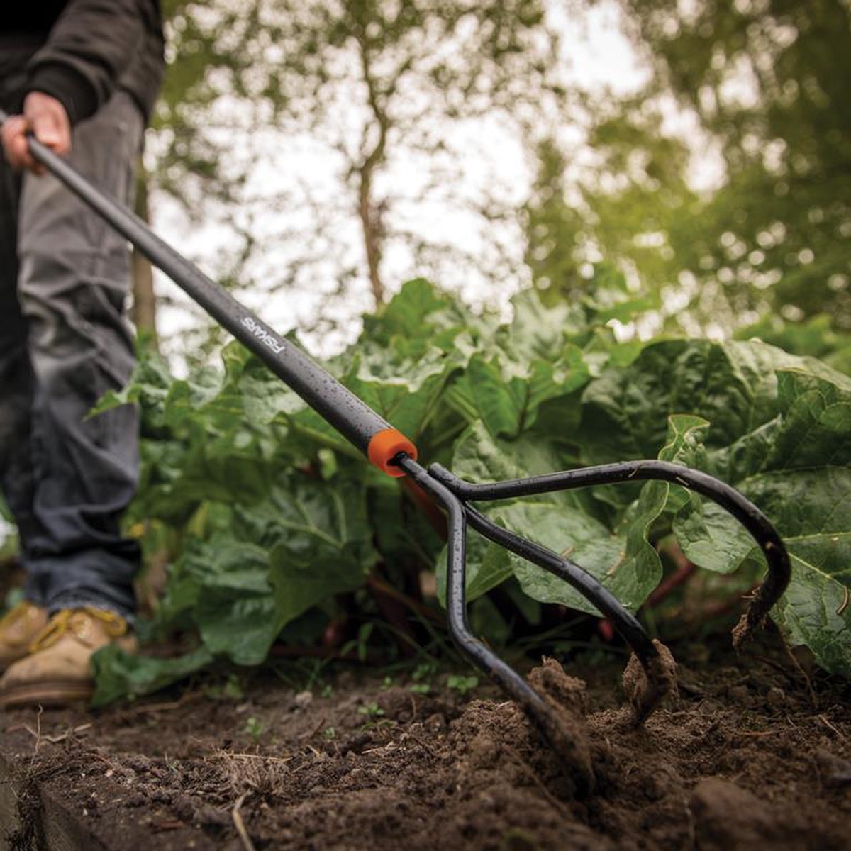 Fiskars 1016034 Cultivator - 1.64m