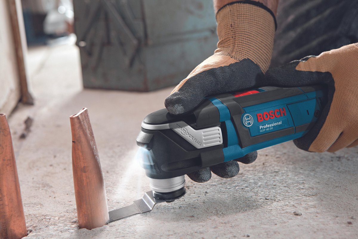 Bosch GOP 40-30 Multitool + 16 delige accessoireset in L-Boxx - 400W