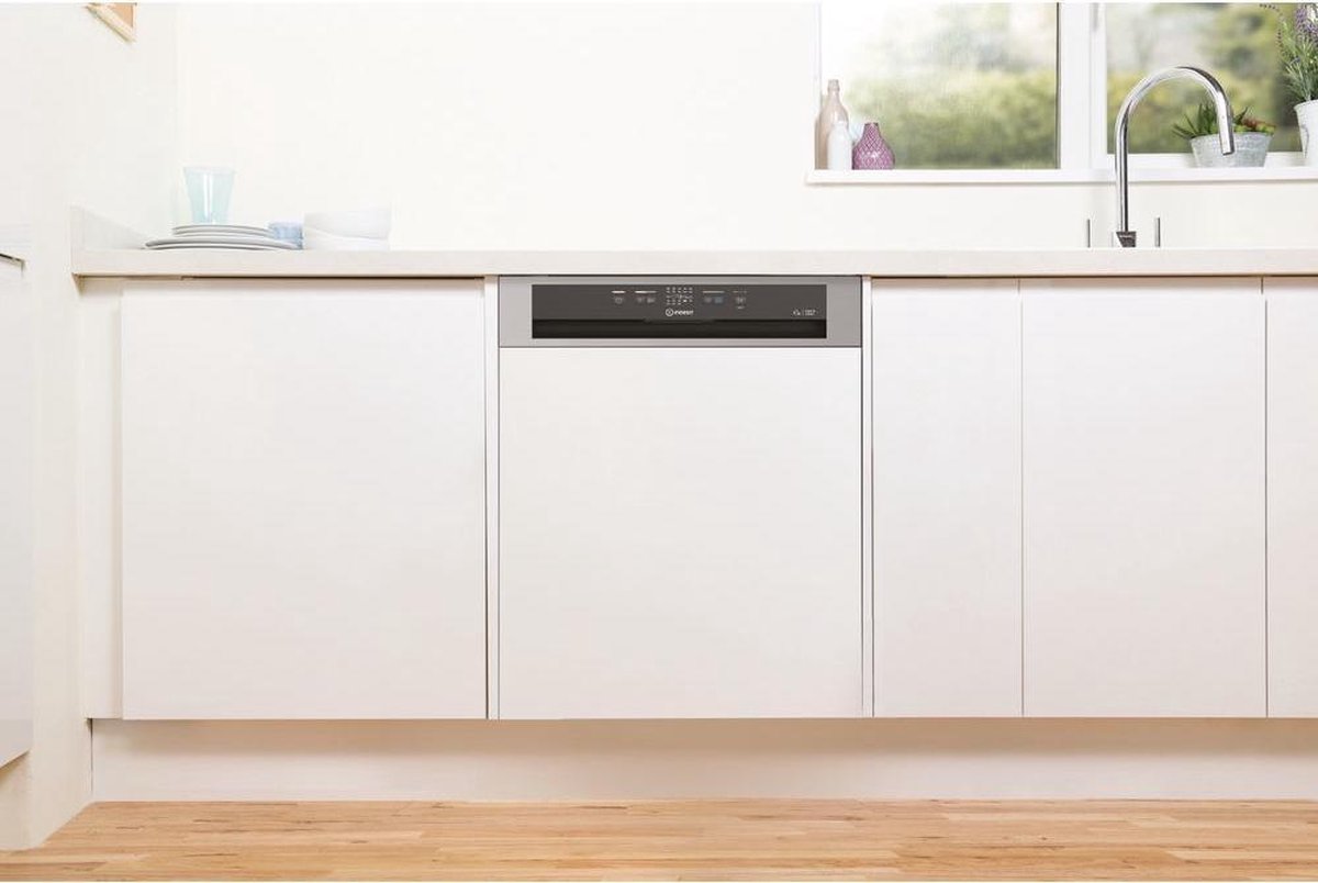 Indesit DBE 2B19 A X - Silver