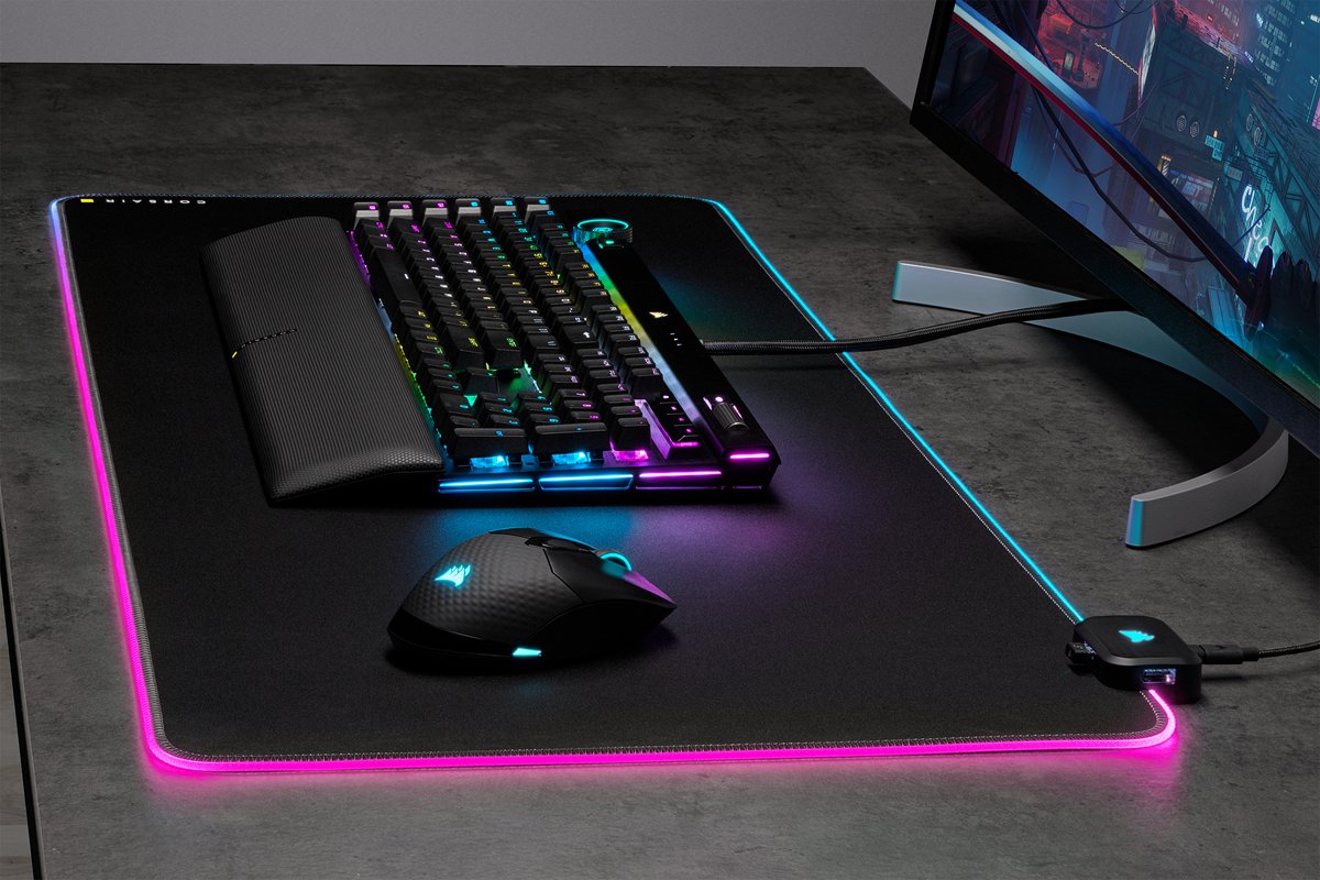 Corsair MM700 RGB Gaming Muismat Extended XL