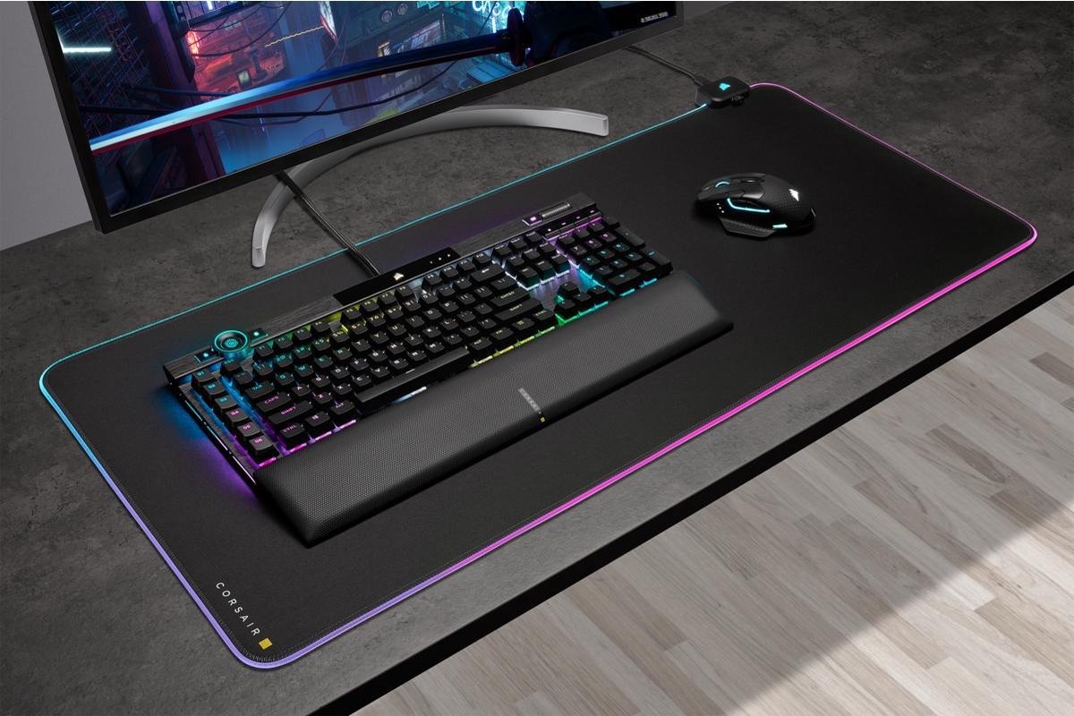 Corsair MM700 RGB Gaming Muismat Extended XL