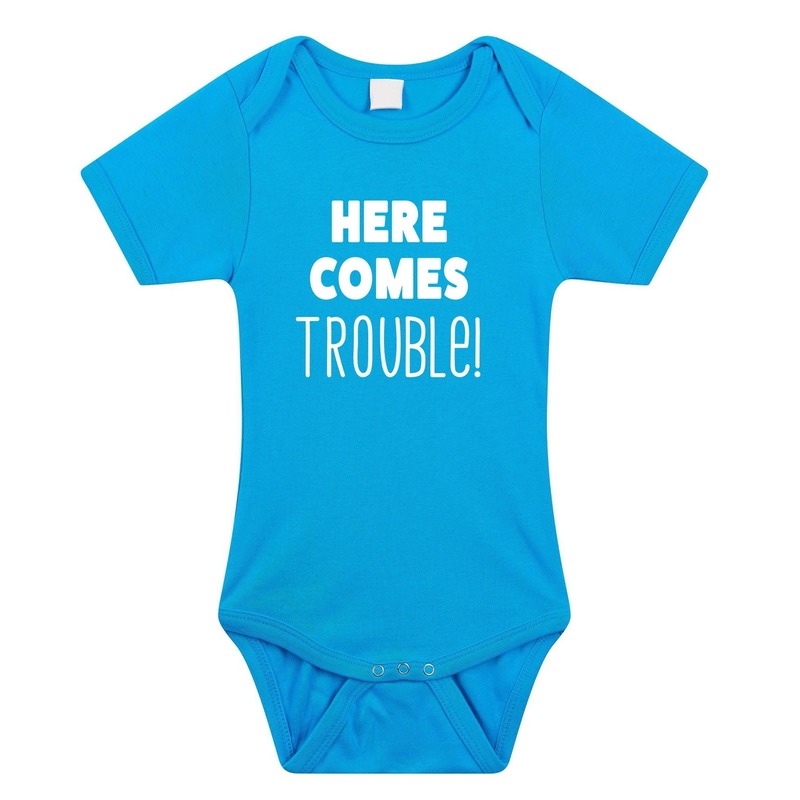 Bellatio Decorations Here comes trouble tekst baby rompertje jongens - Kraamcadeau - Babykleding - Blauw