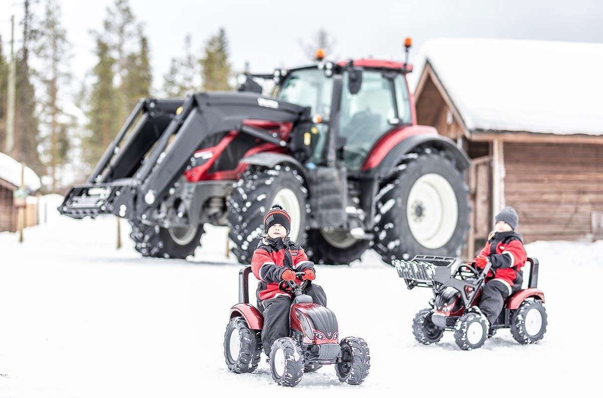 Falk Traptractor Met Aanhanger Valtra S4 162 Cm Donkerrood