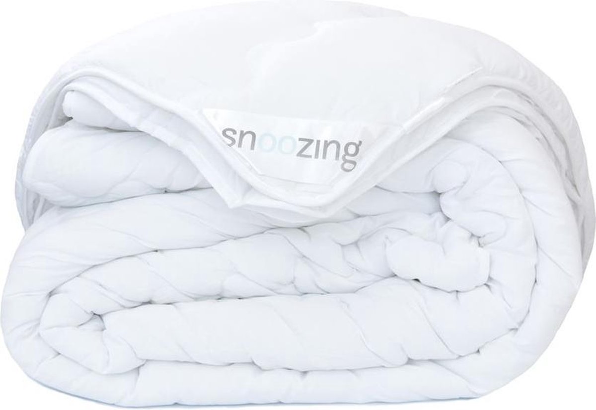 Snoozing Swiss Dreams Synthetisch 4-seizoenen Dekbed - Lits-jumeaux (240x220 Cm) - Wit