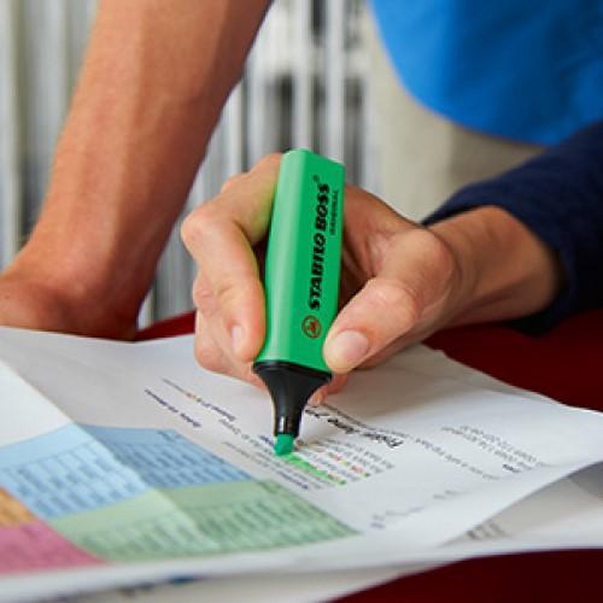 Stabilo Markeerstift Boss Original Plastic Etui Van 6 Stuks: Geel, Groen, Oranje, Roze, Blauw En - Rood