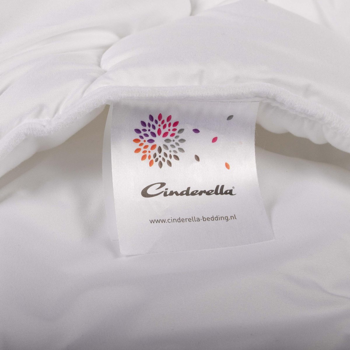 Cinderella Ambient Synthetisch Dekbed - 1-persoons (140x220 Cm) - Volwassen - Wit