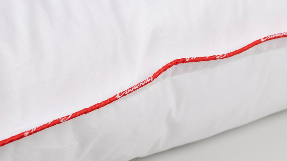 Cinderella New Classic Synthetisch Medium-zacht Hoofdkussen - 100% Ecodown Holle Polyester Vezel - - Wit