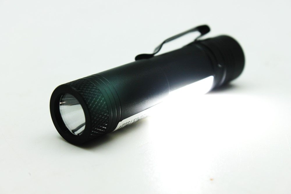 Hofftech Mini LED Zaklamp - 240 Lumen