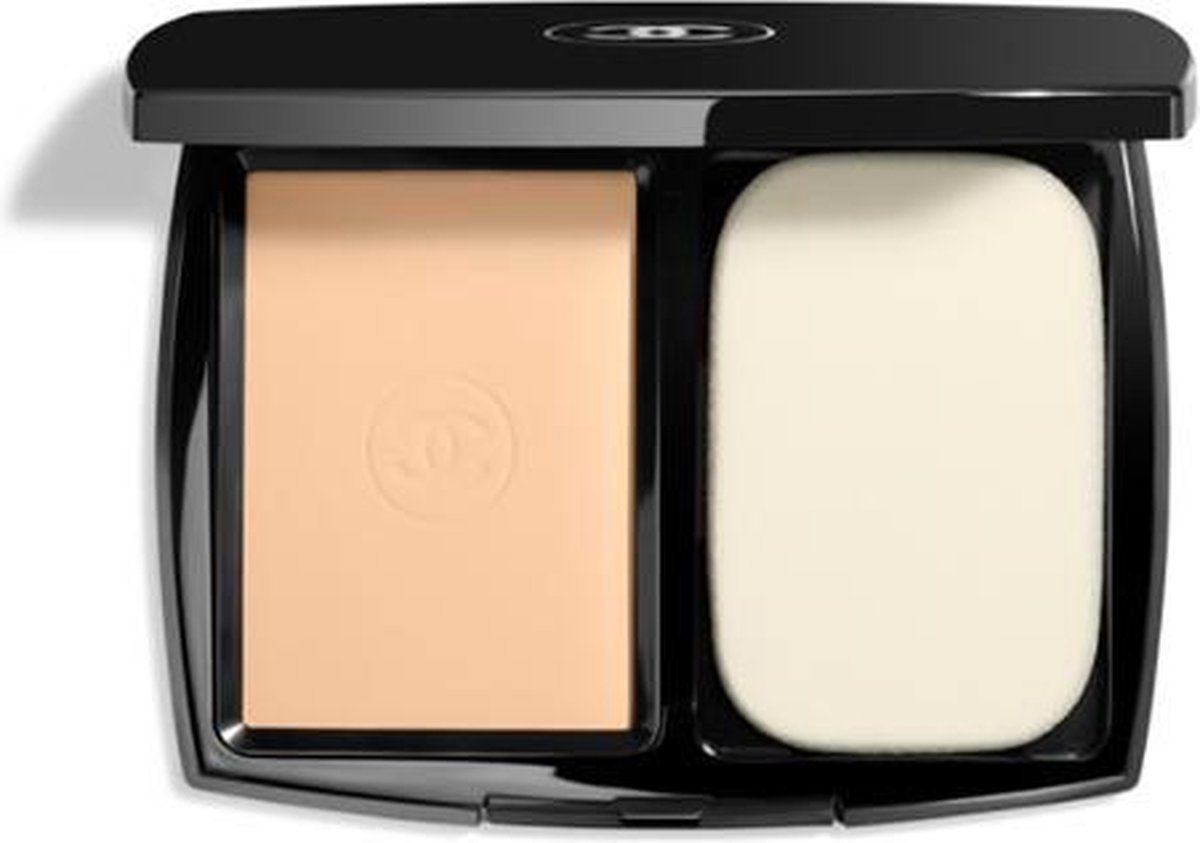 Chanel Ultra Le Teint - Ultra Le Teint Langhoudende Uiterst Comfortabele Compacte Foundation Met Perfecte Finish