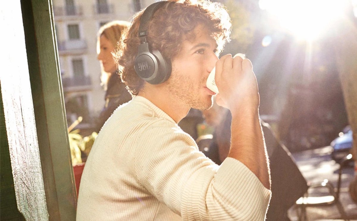 JBL Live 660NC - Zwart