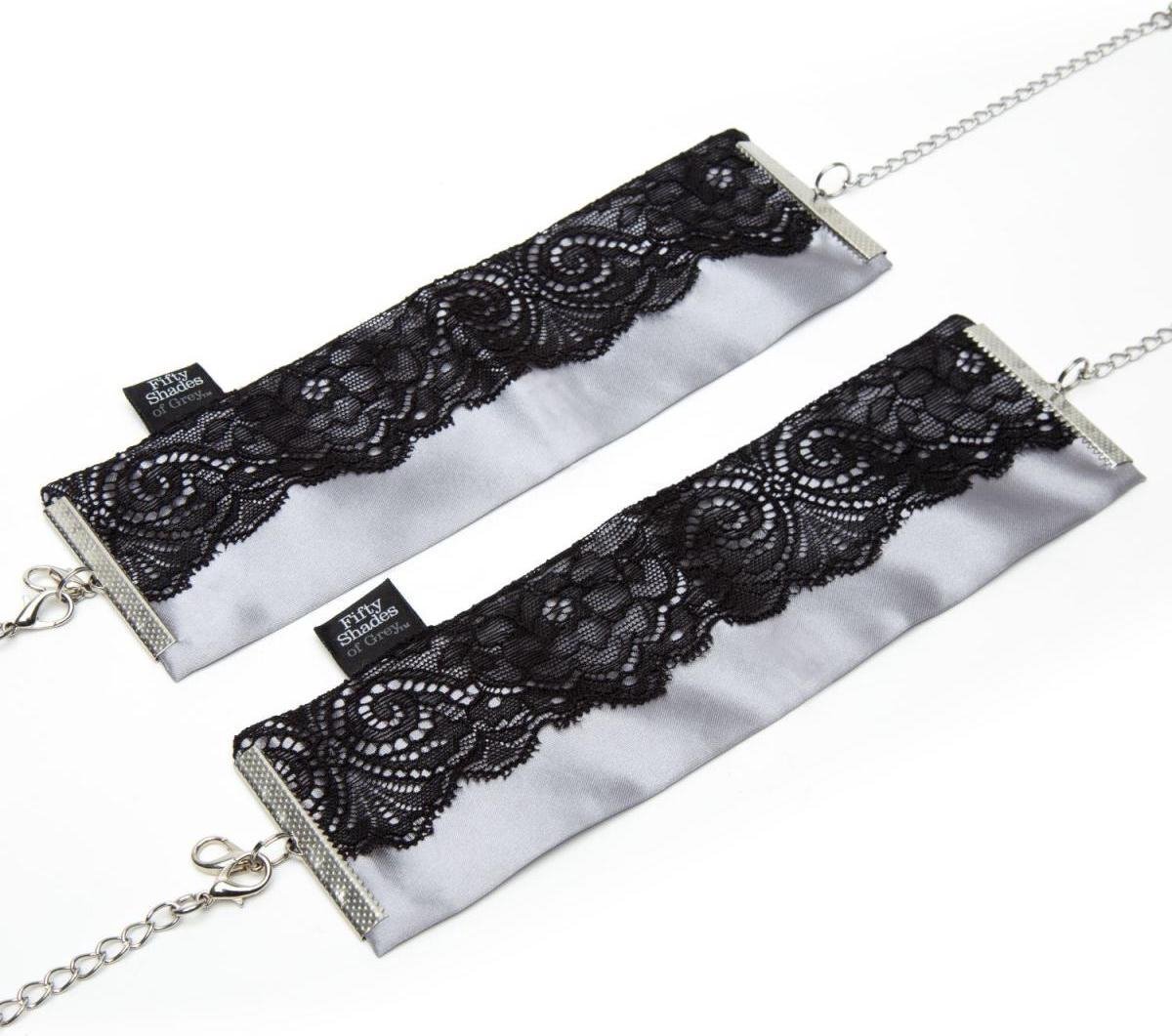FIFTY SHADES - Satijnen Boeien Met Kant - Silver