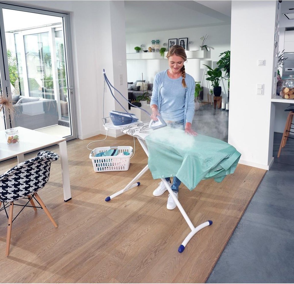 Leifheit Airsteam Compact M Strijkplank - 120 X 38 Cm - Rood