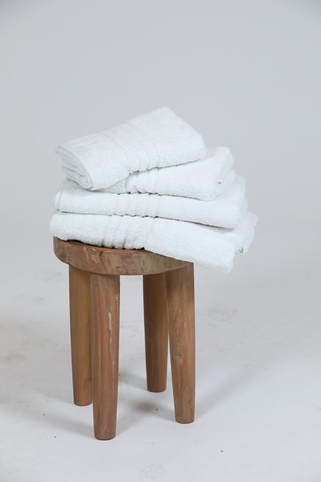Voordeeldrogisterij Premium Handdoek - 70 x 140 cm - Wit