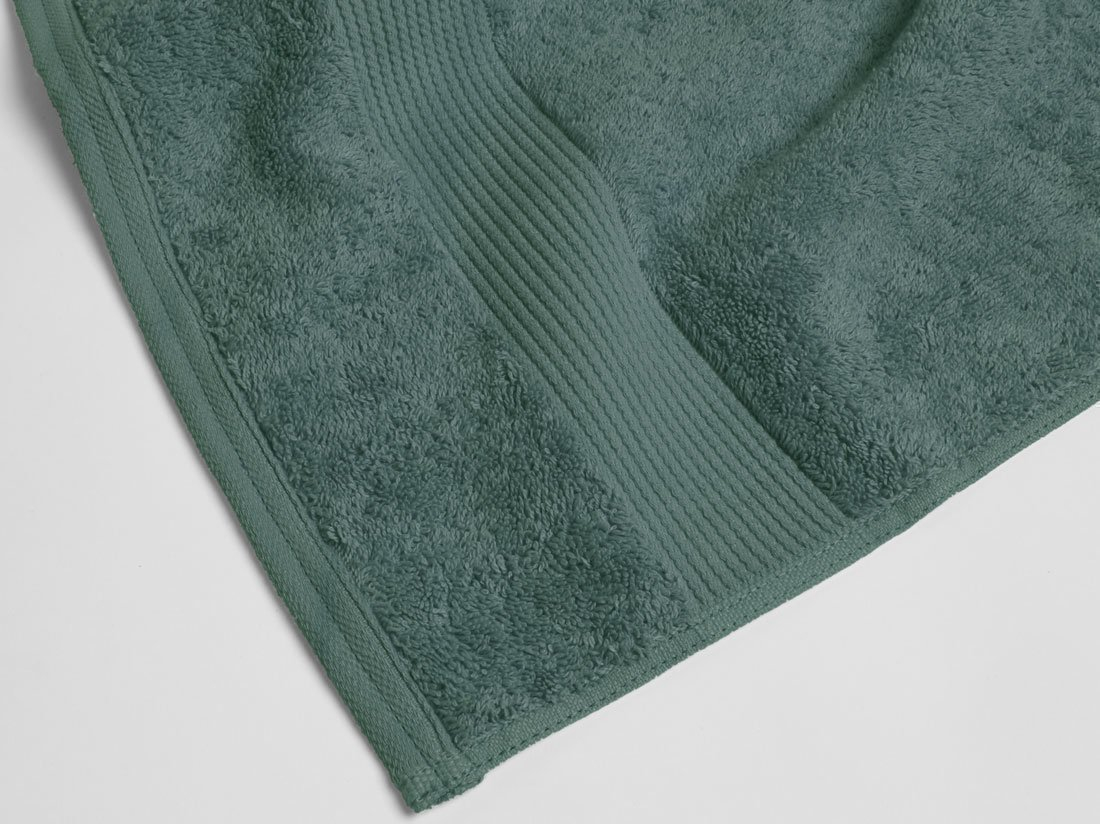 Voordeeldrogisterij Premium Handdoek - 70 x 140 cm - Groen