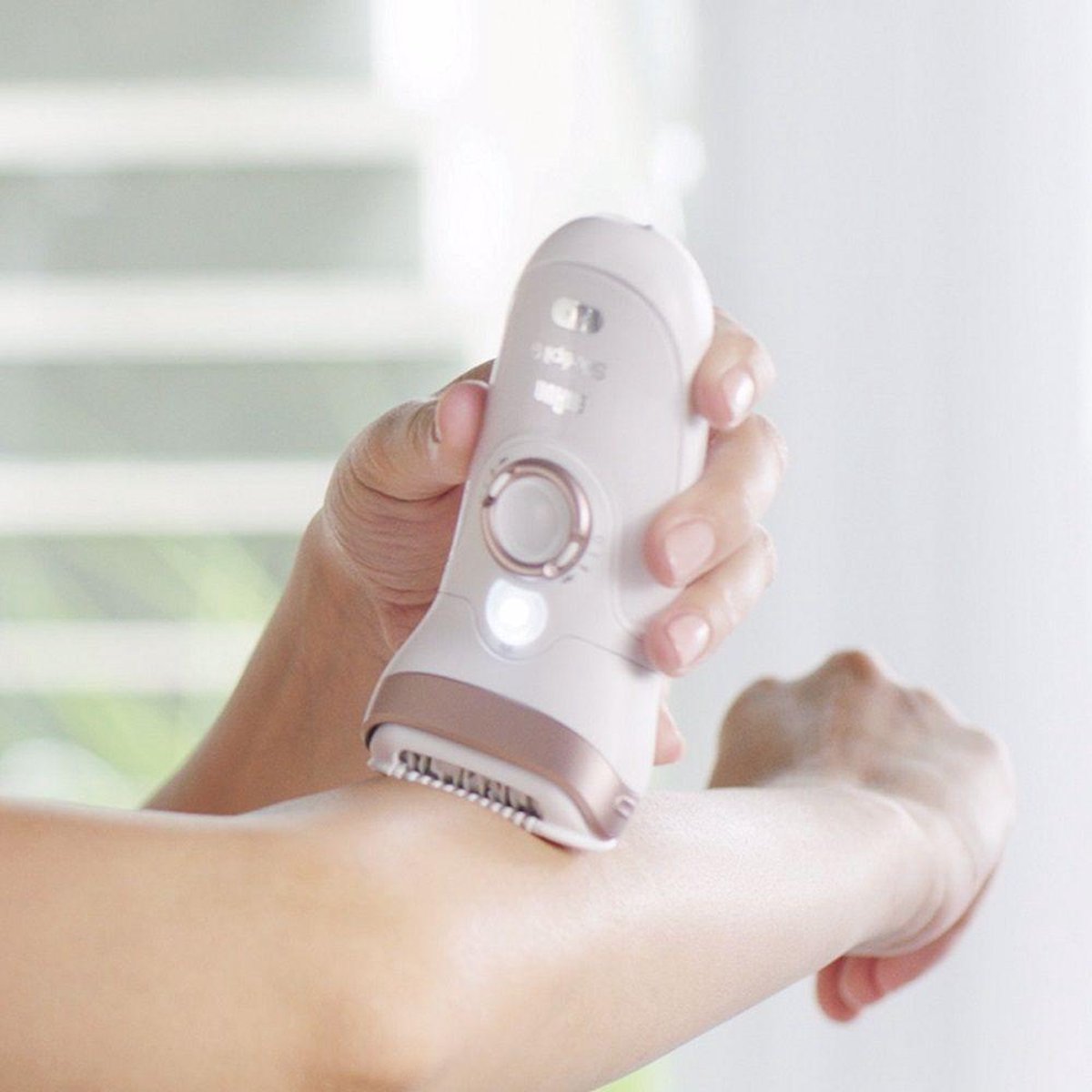 Braun Ladyshave - Silk-épil 9 SensoSmart + 7 Extras - Roze