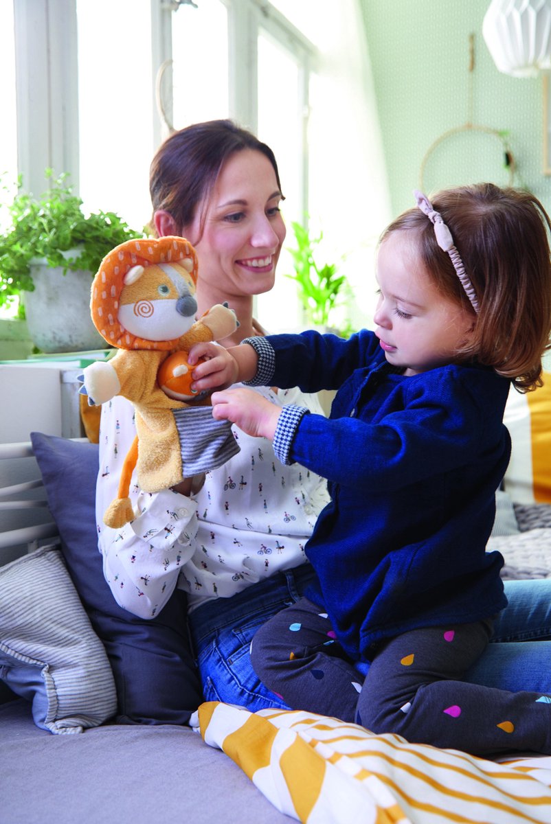 HABA handpop Leeuw met baby junior 30 x 22 cm polyester - Oranje