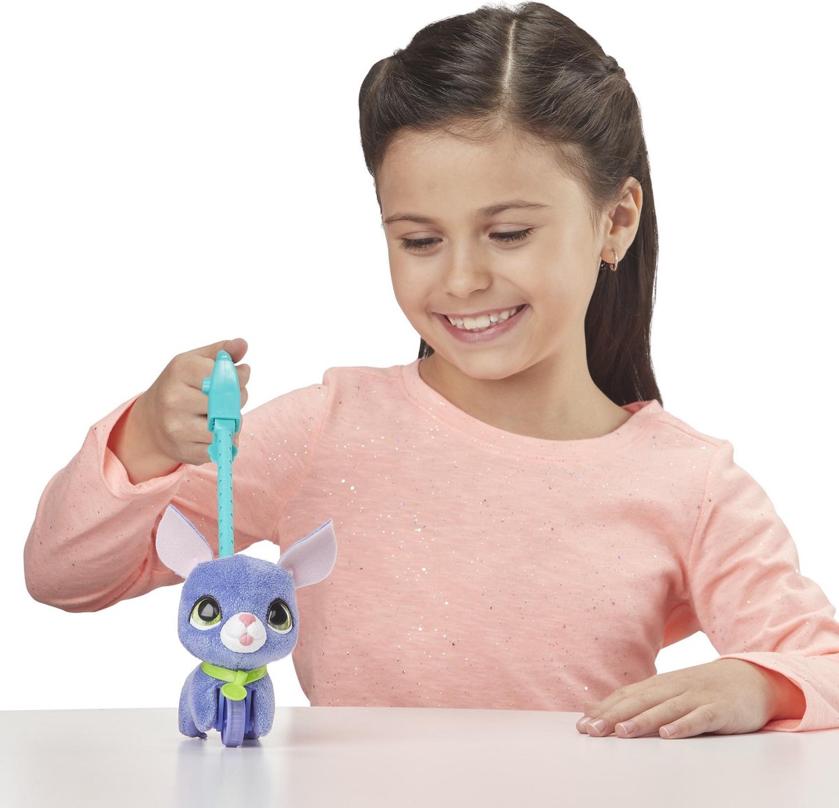 Hasbro FurReal Friends puppy met riem Walkalots Lil Wags 12 cm - Paars
