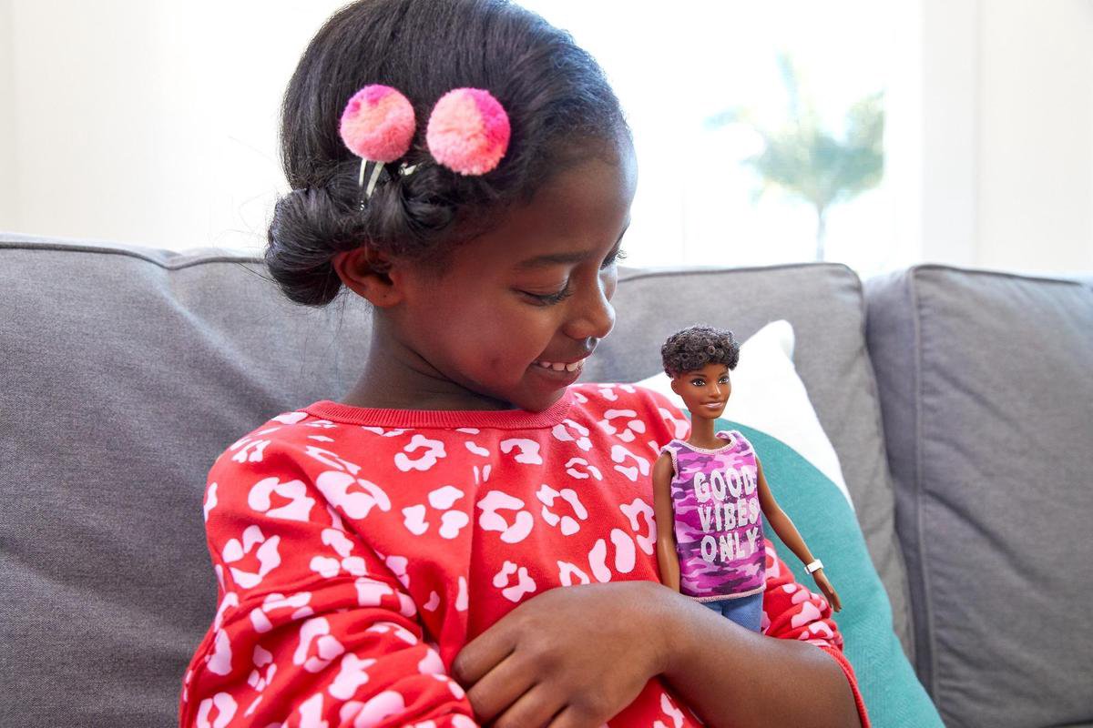 Mattel Barbie tienerpop Fashionistas #128 30 cm - Roze