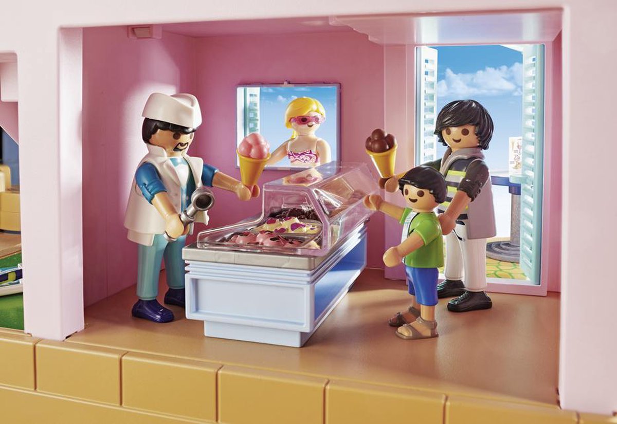Playmobil Family Fun: ijssalon aan de haven (70279)