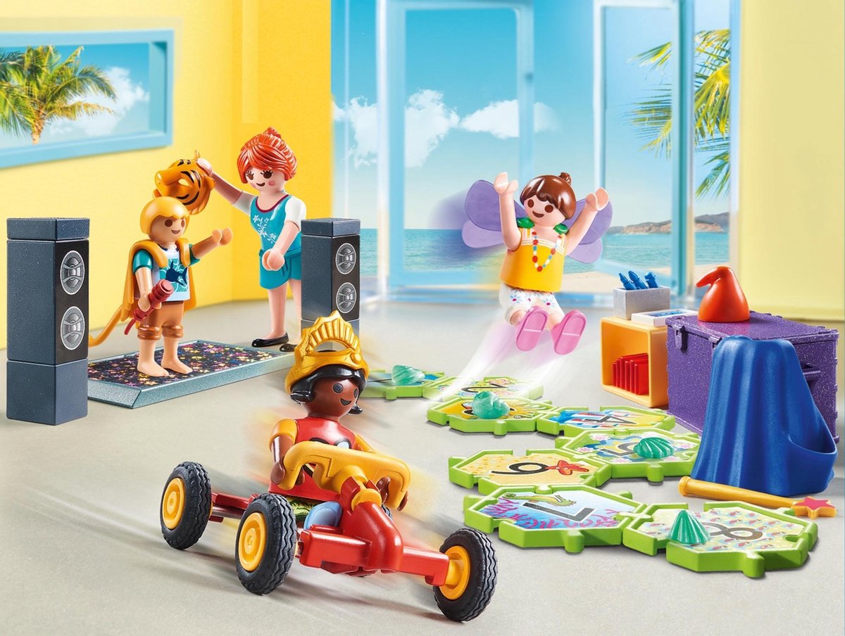 Playmobil Family Fun kids club junior 66 delig