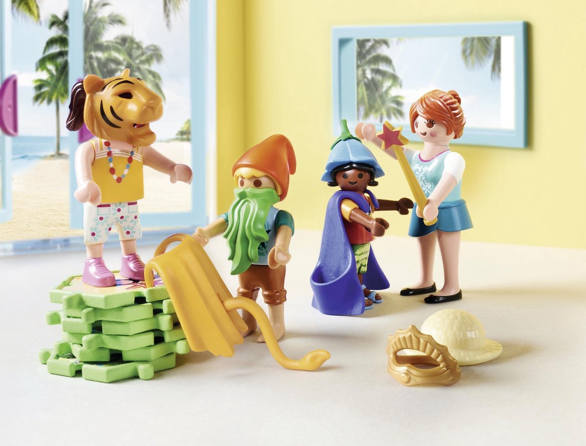Playmobil Family Fun kids club junior 66 delig