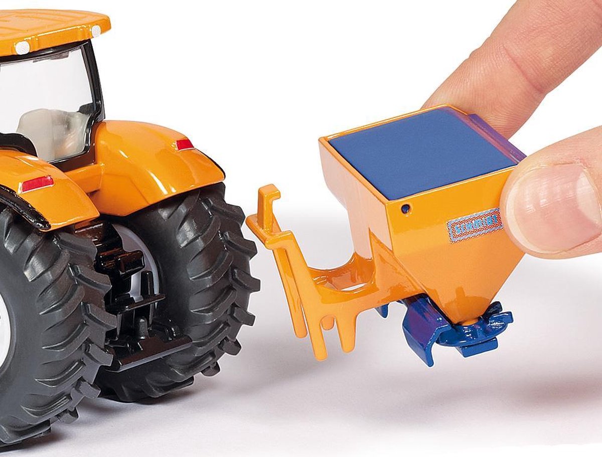 Siku New Holland T7070 winterdienst (2940) - Oranje