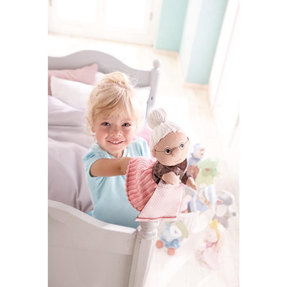 HABA handpop Oma 27 cm - Roze