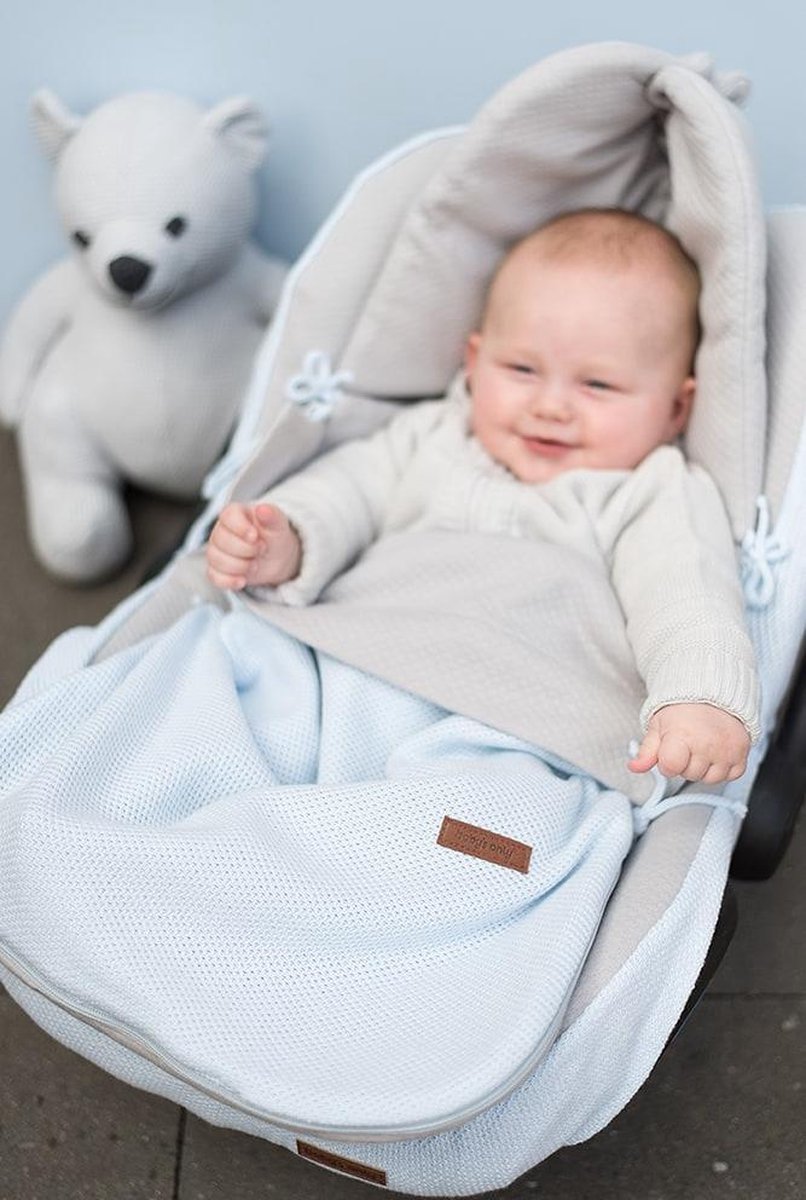 Baby's Only Autostoelhoes Maxi Cosi Classic Poederblauw